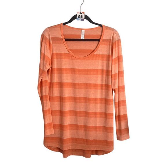 LuLaRoe Womens Top Small Scoop Neck Tee Shirt - Picture 1 of 3